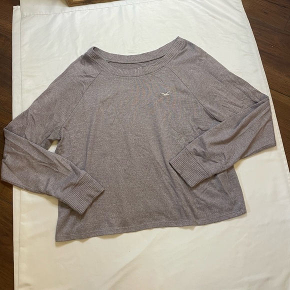 Hollister Sweaters - Hollister size medium light purple crew neck sweater